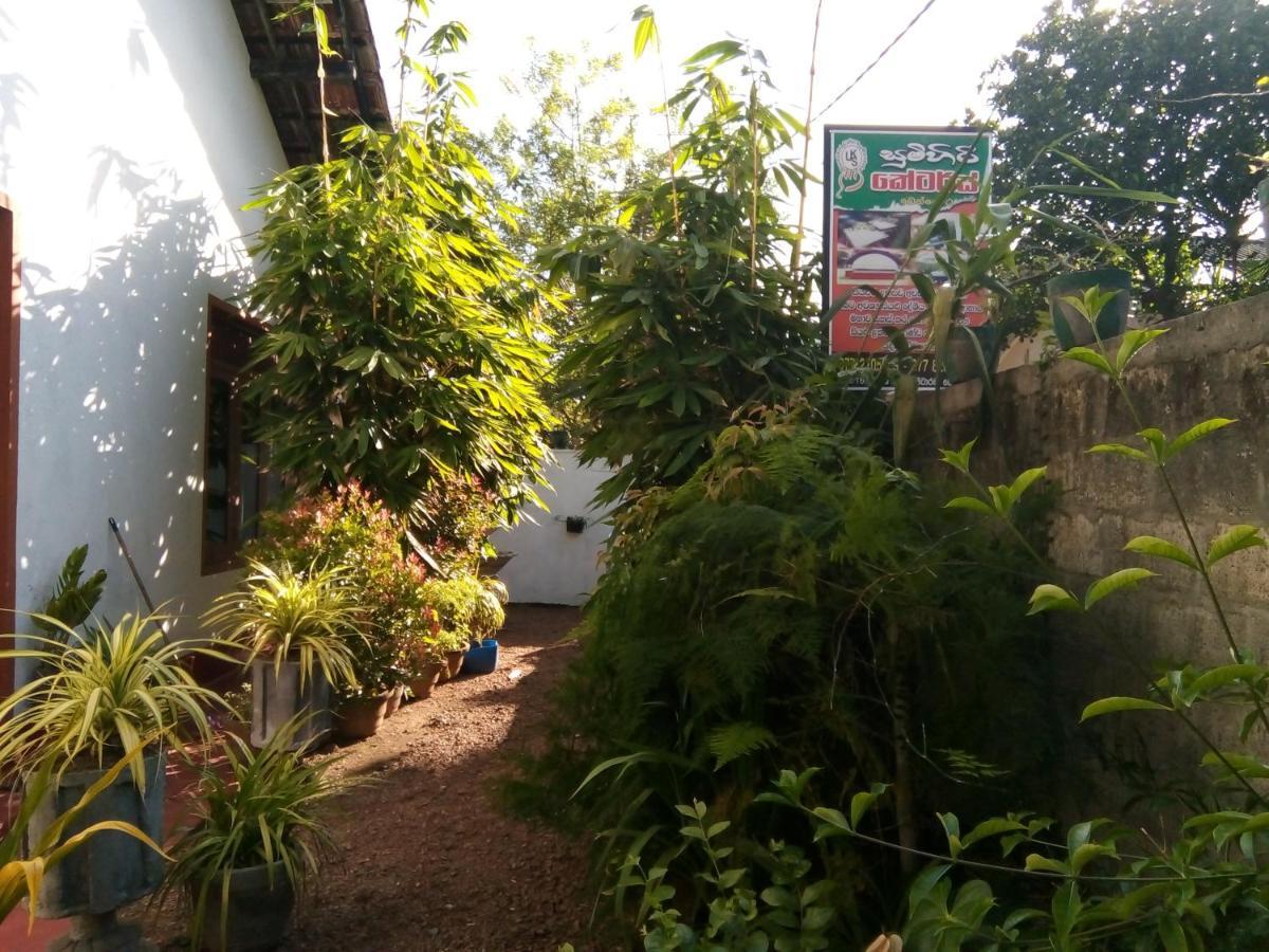 Sisila Villa Bentota Exterior photo