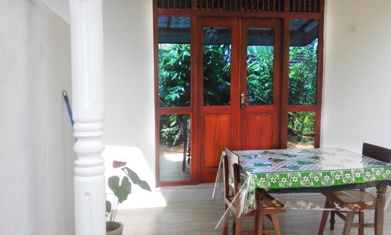 Sisila Villa Bentota Exterior photo